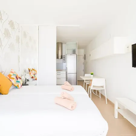 Beachfront In Palmas With Terrace * Las Palmas de Gran Canaria