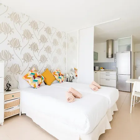 Tatil Evi Beachfront In Palmas With Terrace